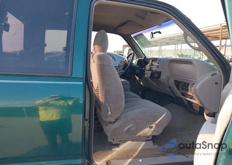 1997 Chevrolet C1500 Fleetside из США, поврежденный, VIN 1GCEC19RXVE108429